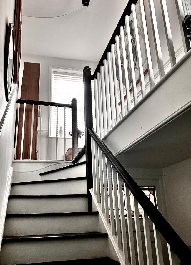 In The Centre Of Shaftesbury Apartment ภายนอก รูปภาพ
